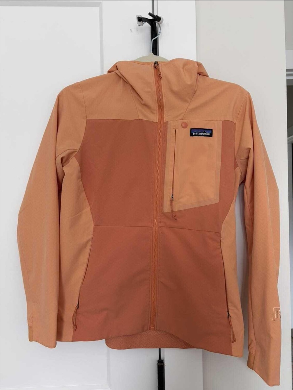 Patagonia R1 CrossStrata Hoody